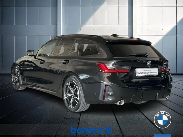 BMW 3 Series view 8