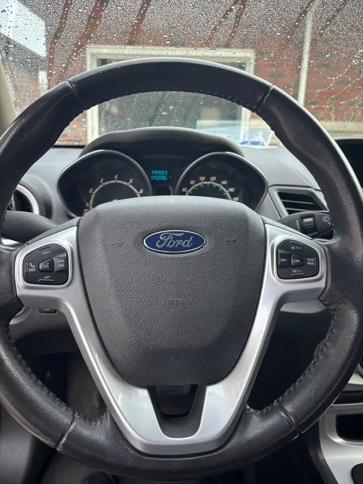 Ford Fiesta снимка Ford Fiesta