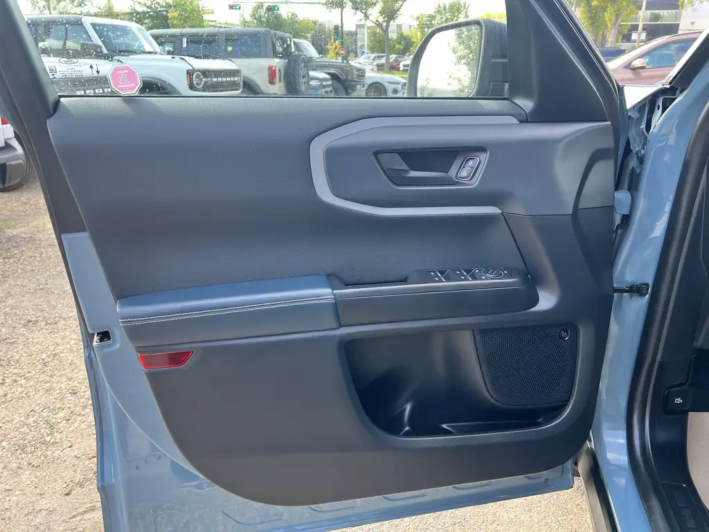 2022 Ford Bronco Sport Outer Banks | B&O Audio | Cargo Management | MoonR — photo 5