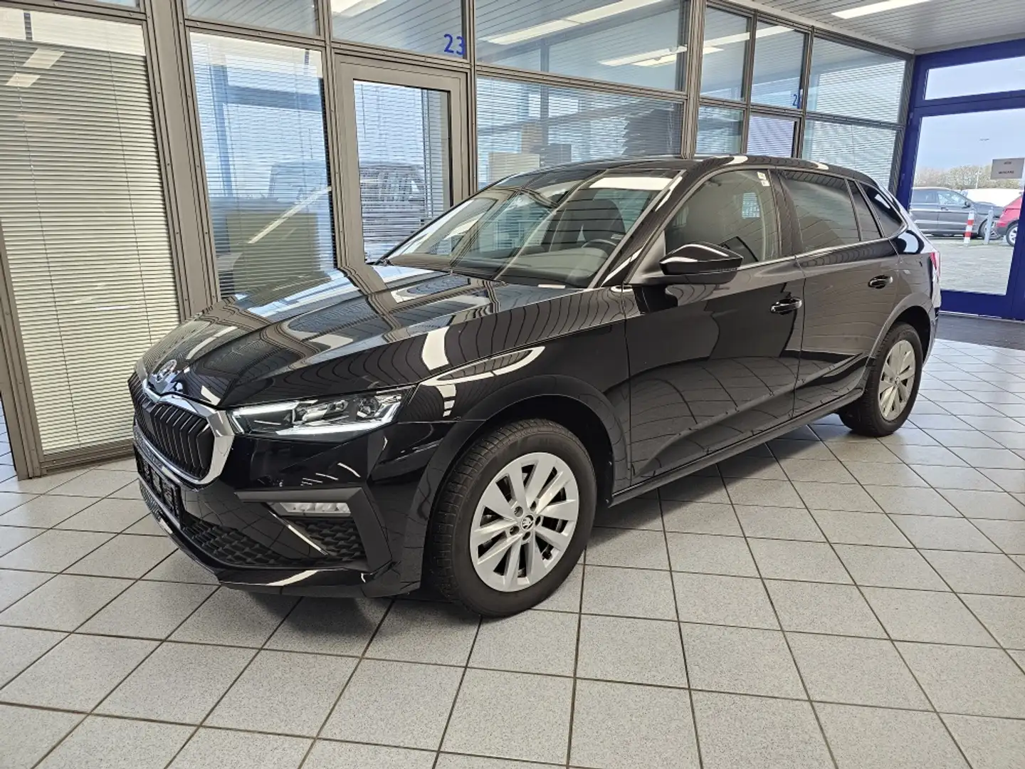 Skoda Scala Selection AHK anklappb.,Navi,Matrix-LED Schwarz - 2