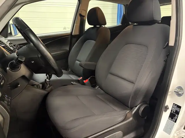 Hyundai Ix20 view 9