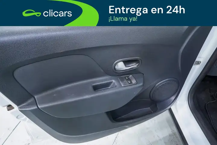 Dacia Sandero 0.9 TCE Stepway 2017, foto 17