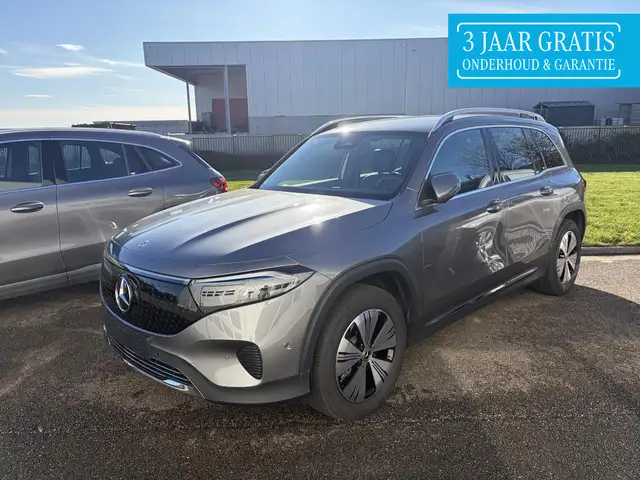 Mercedes-Benz EQB 300 4MATIC Luxury Line Dos 8433