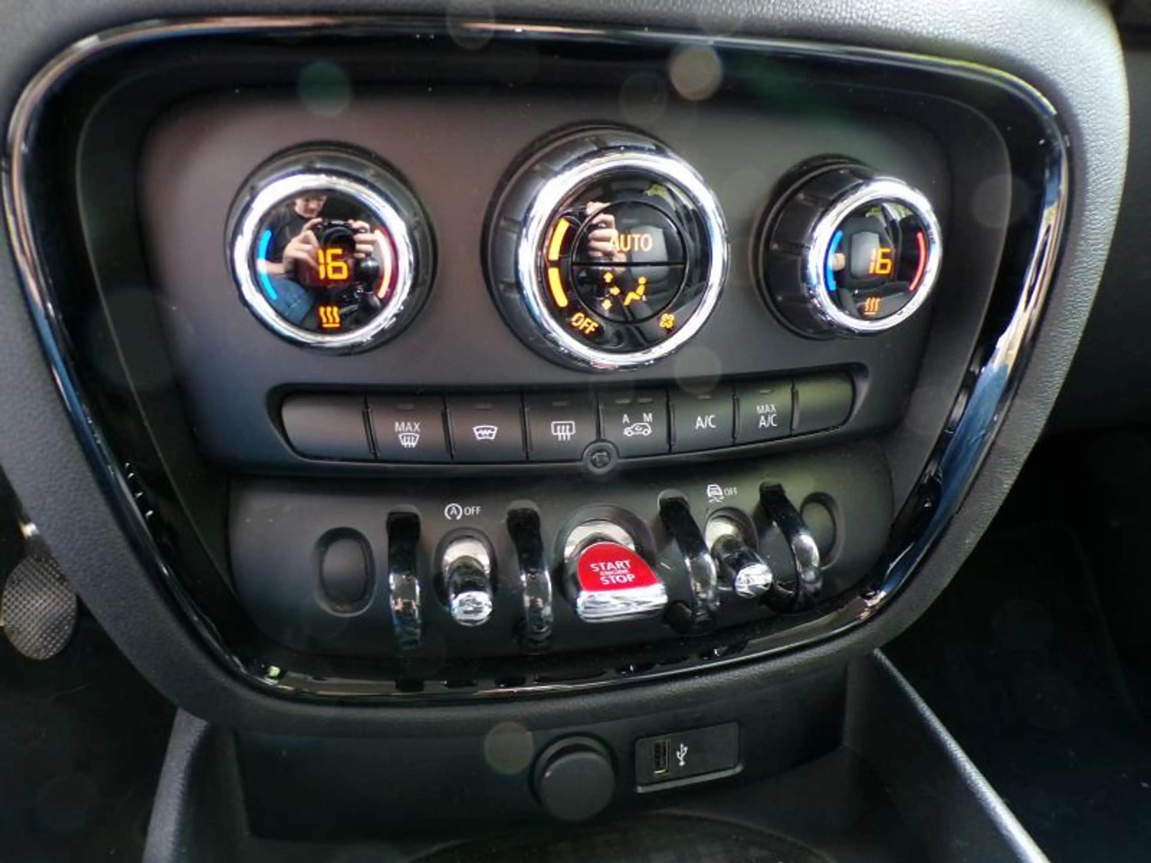 MINI Cooper Clubman 1.5 136cv Gris 11/18 Airco Cruise Bluetooth — photo 11