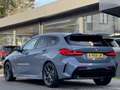 BMW 118 1-serie 118i AUT7 M-SPORT EXECUTIVE SPORT-LEDER NA Gris - thumbnail 3