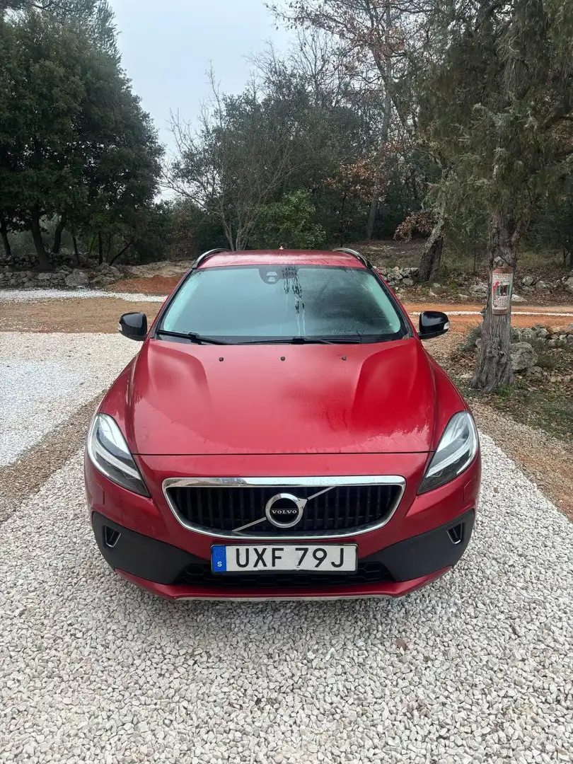 Volvo V40 Cross Country V40 Cross Country T3 152 ch 6 euro Piros - 1