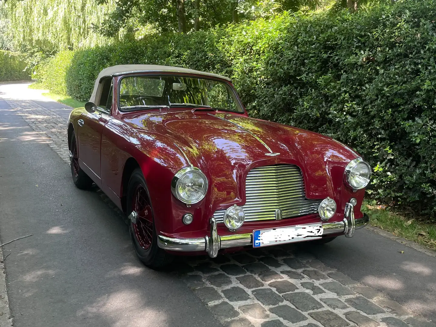 Aston Martin DB 2/4 Rosso - 2