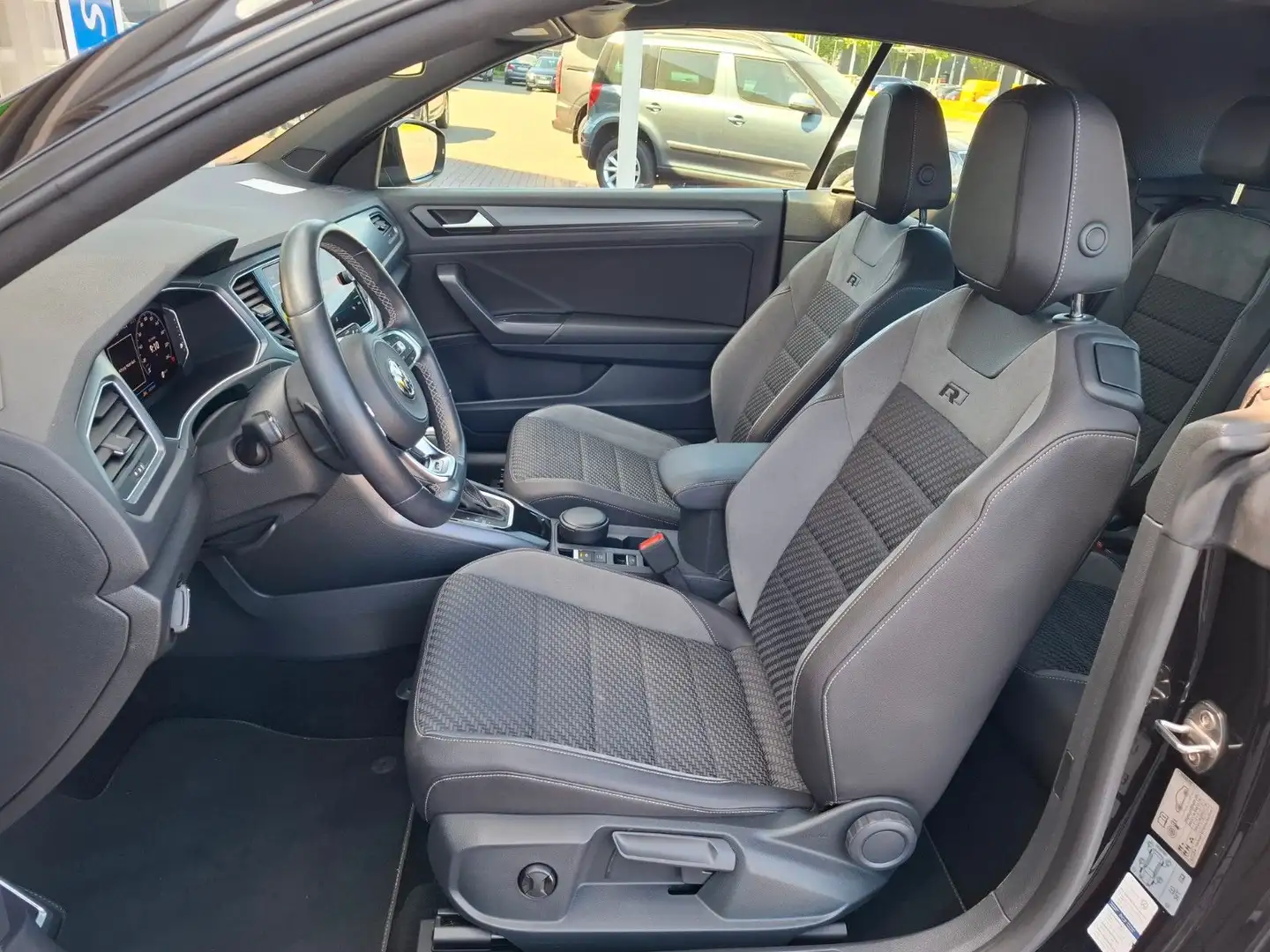 Volkswagen T-Roc Cabriolet R-Line AHK abnehmbar Nero - 2