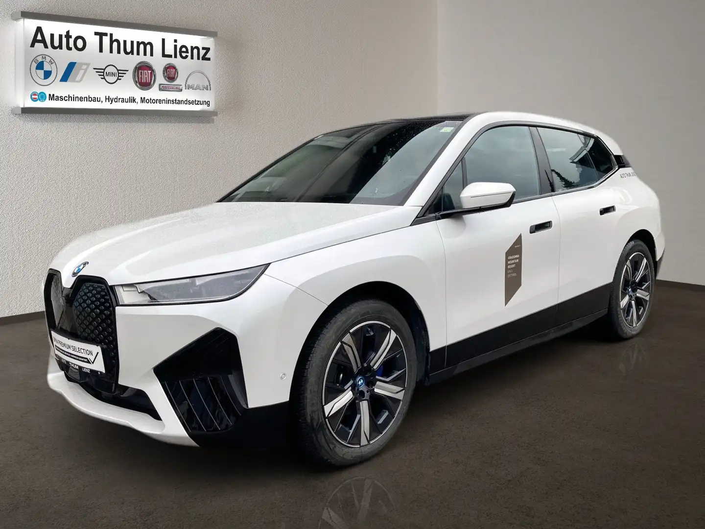 BMW iX xDrive50 I20 XE2 Weiß - 2