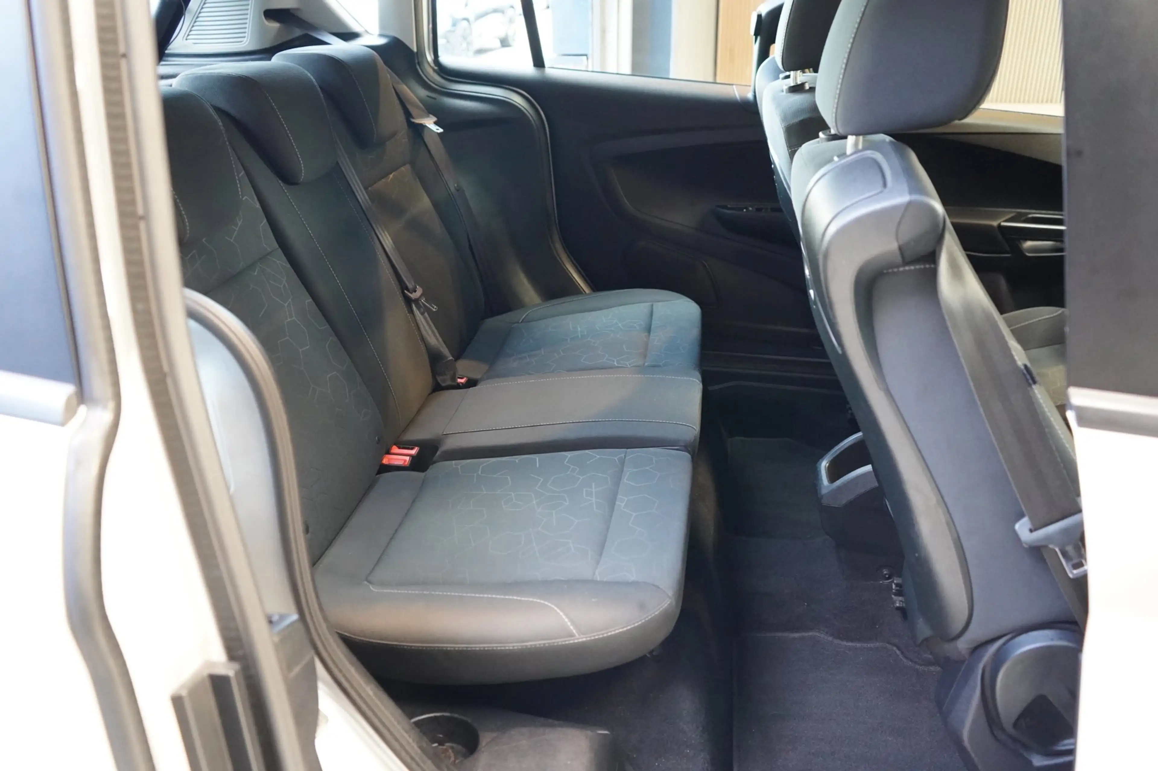 Ford B-Max 1.0 EcoBoost Trend | TREKHAAK | CRUISE | PDC | AIR — photo 16