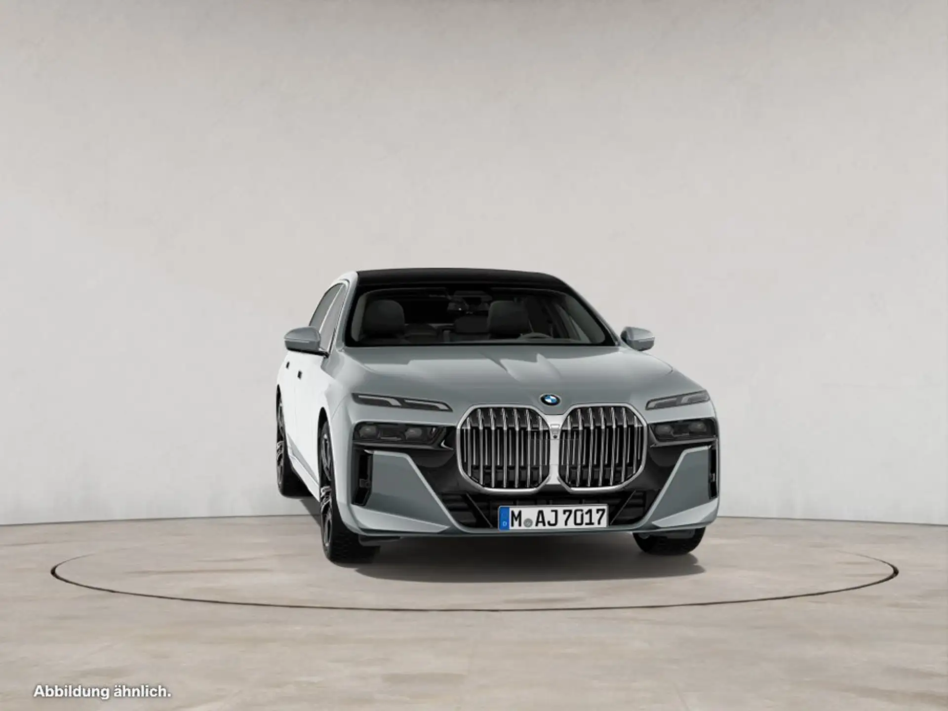 BMW 7 Series 740d 2025 회색 사진 8