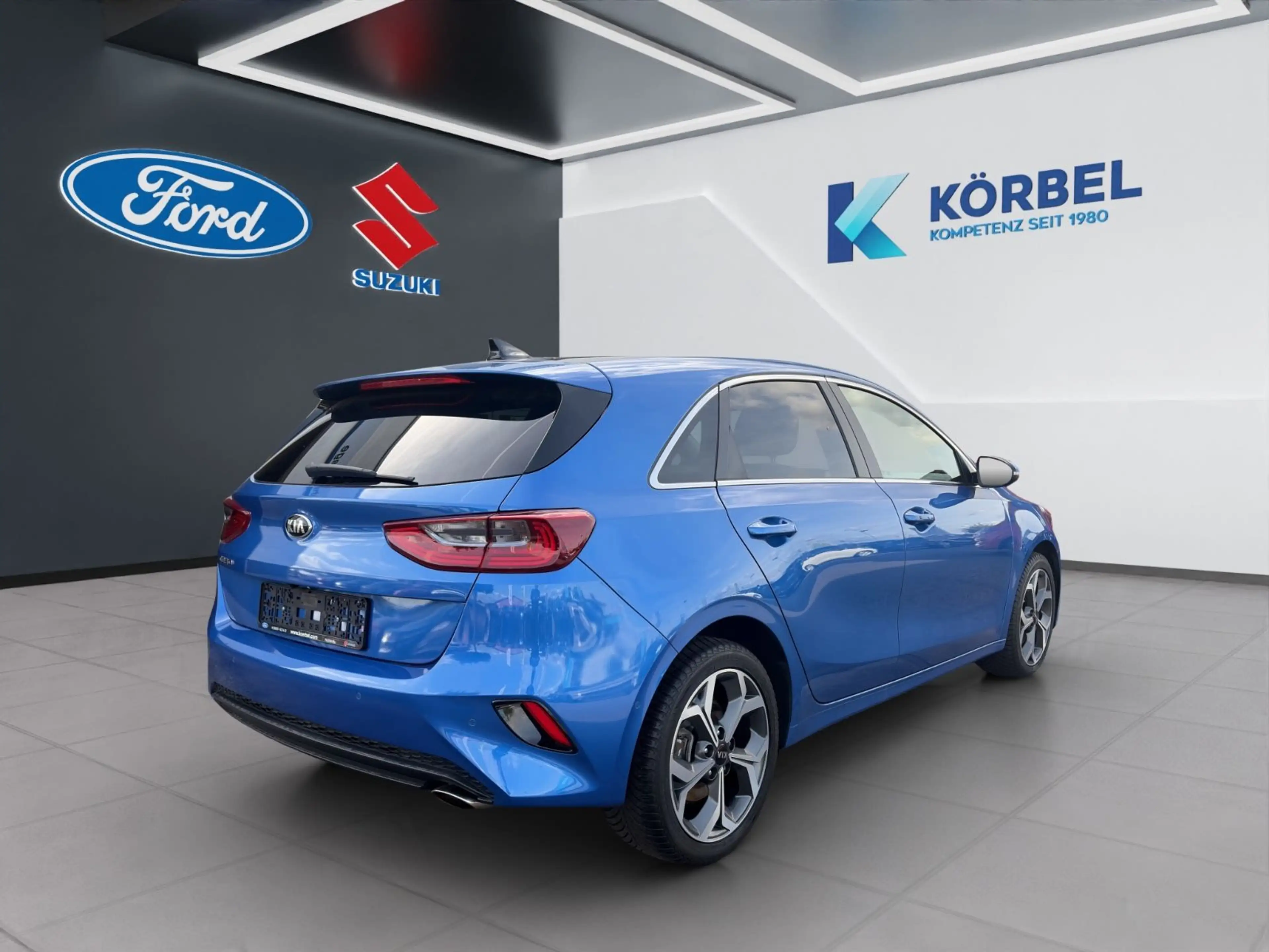 Kia Ceed / cee'd Ceed 1.4T Platinum Edition*Navi*TWW*SHD*JBL*PDC — photo 6