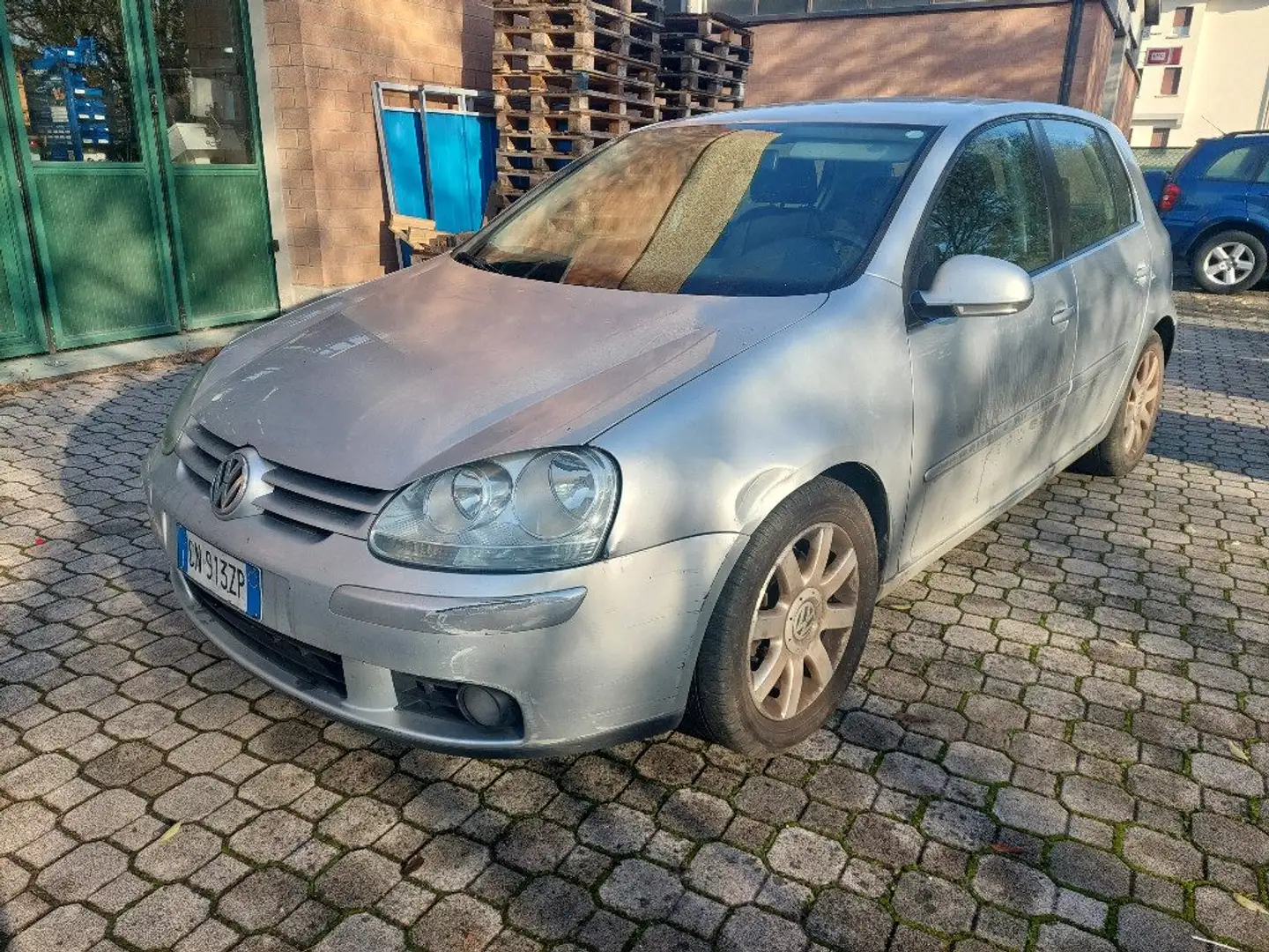 Volkswagen Golf 2.0 16V TDI 5p. Comfortline Argento - 1