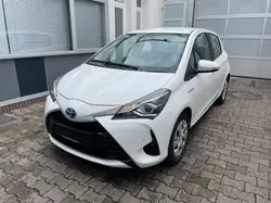 Toyota Yaris Hybrid Comfort*ERSTE HAND*KAMERA*