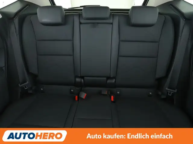 BMW 2 Series view 15