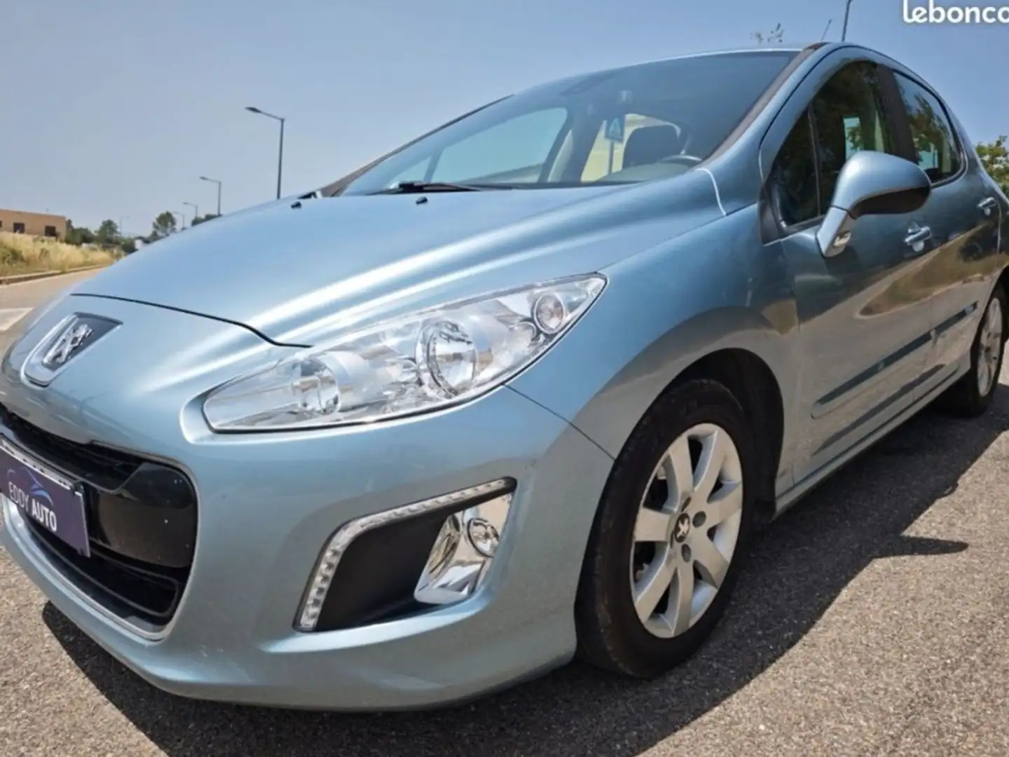 Peugeot 308 1.6 e-HDI Niebieski - 1
