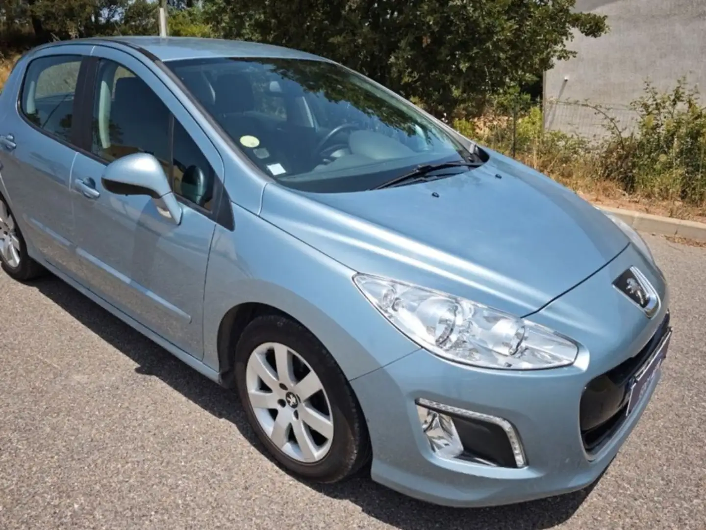 Peugeot 308 1.6 e-HDI Niebieski - 2