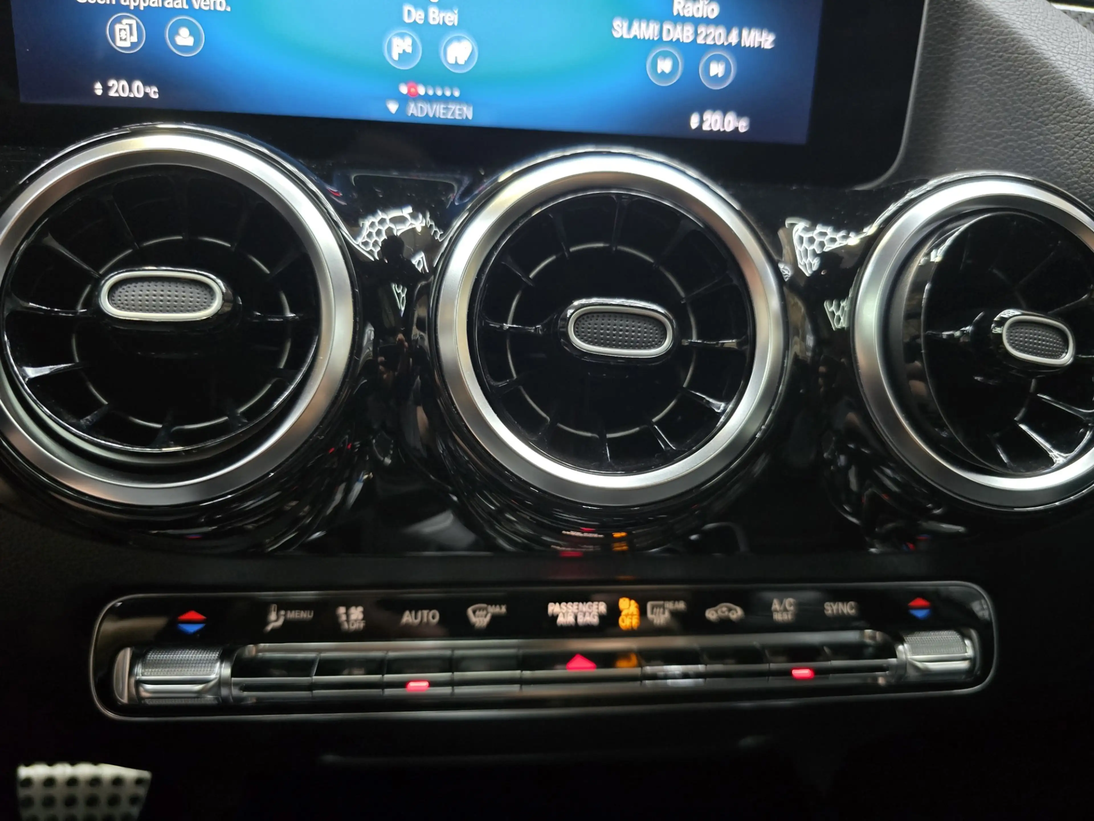 Mercedes-Benz B 200 Business Solution AMG Navi Camera Trekhaak Clima C — photo 14