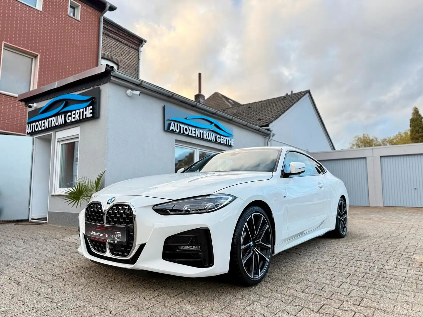BMW 430 i Coupe *M-Paket*LED*Leder*Kamera*Digital* Blanc - 1