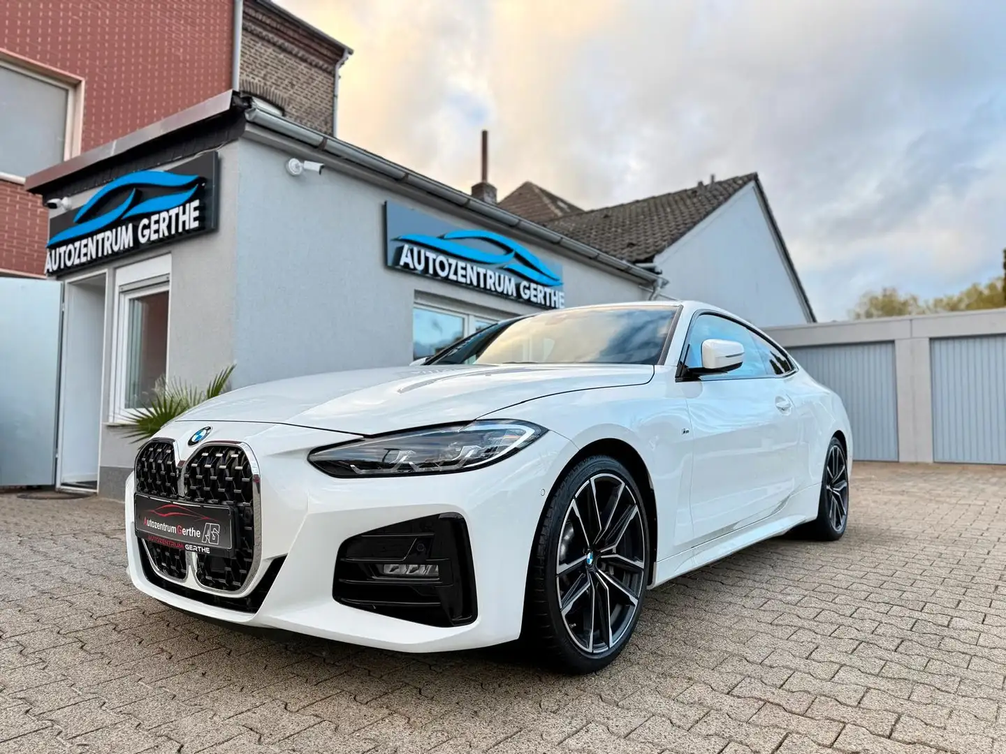 BMW 430 i Coupe *M-Paket*LED*Leder*Kamera*Digital* Blanc - 2