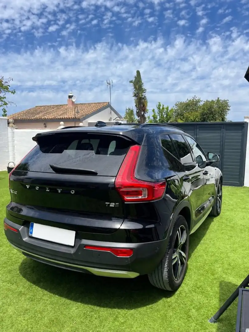 Volvo XC40 T2 R-Design - 2
