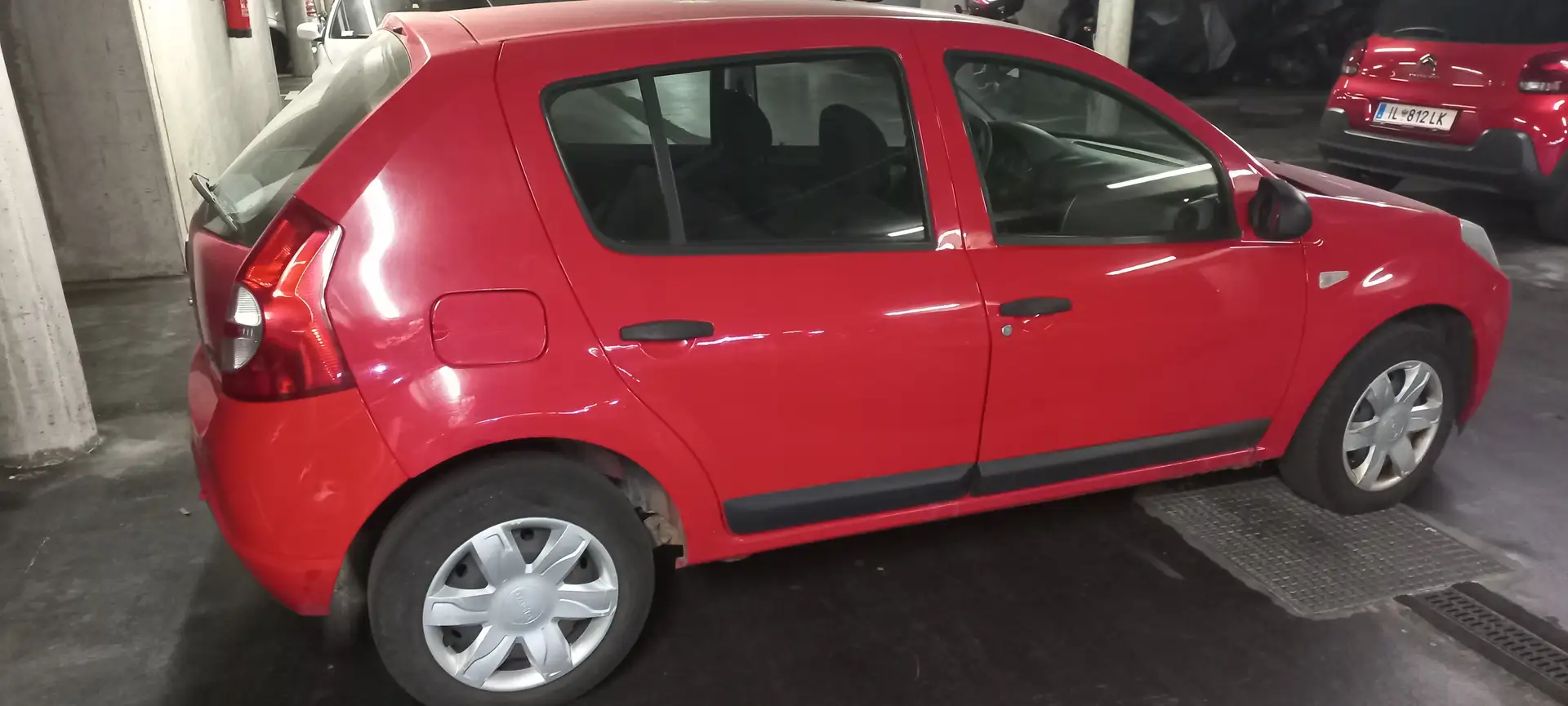 Dacia Sandero Sandero 1,4 MPI Rot - 2