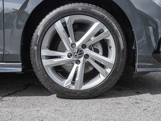 Volkswagen Golf view 7