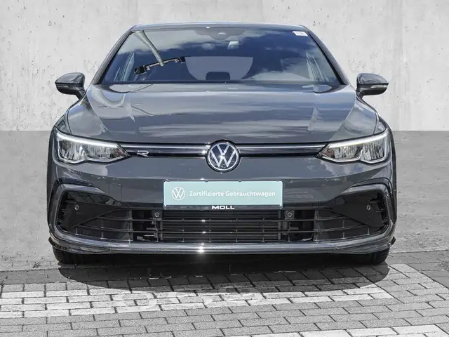 Volkswagen Golf view 3
