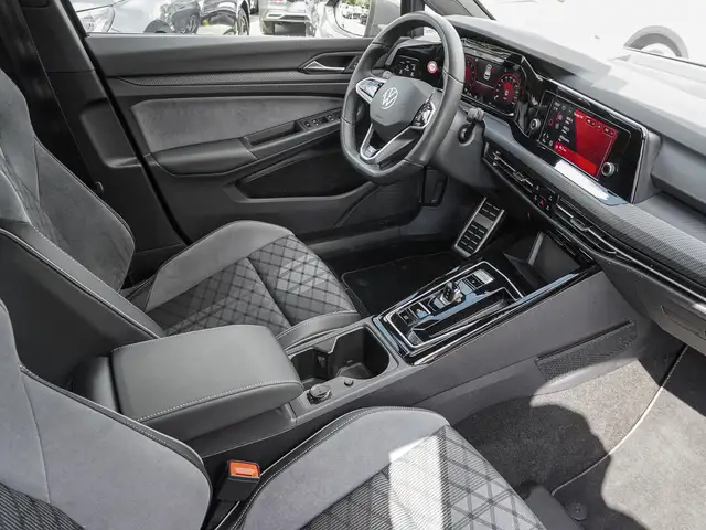 Volkswagen Golf view 8