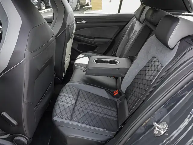 Volkswagen Golf view 16