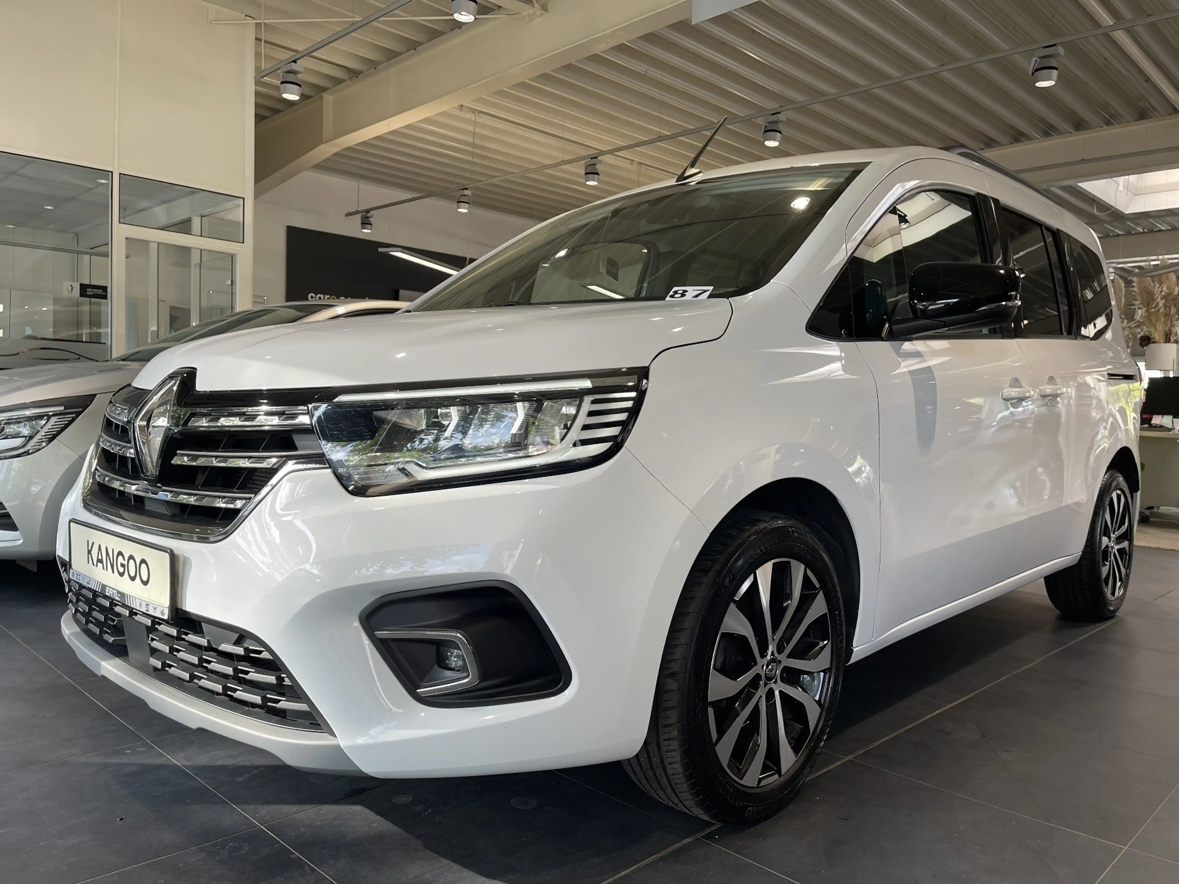 Renault Kangoo PKW TECHNO TCe 130 PS gepflegt! — photo 2