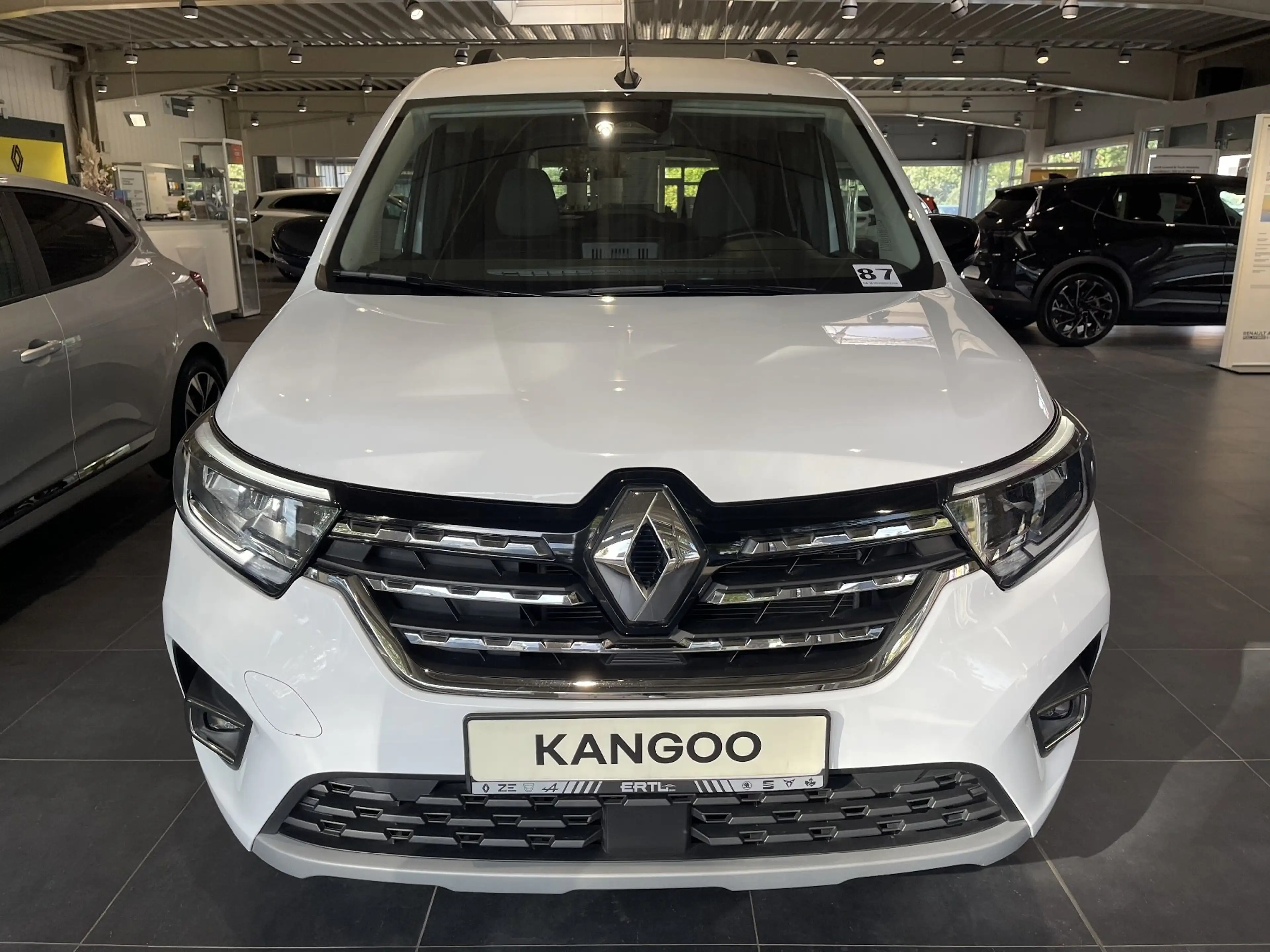 Renault Kangoo PKW TECHNO TCe 130 PS gepflegt! — photo 3