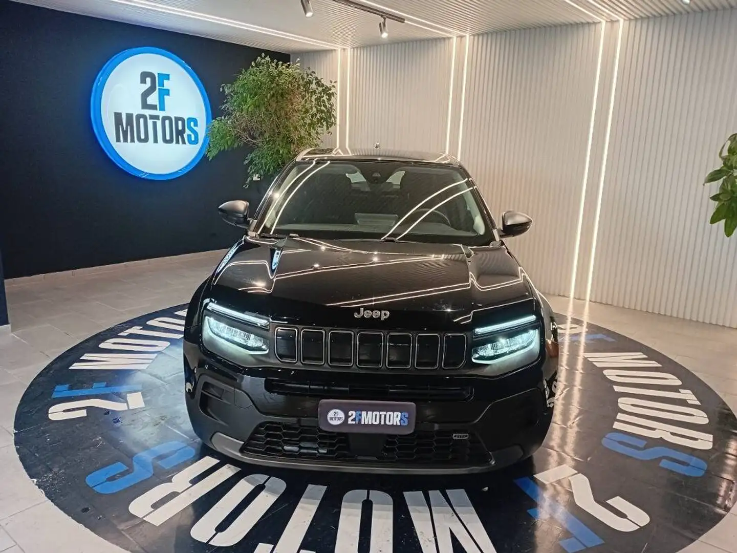 Jeep Avenger 1.2 t. Longitude fwd 100cv Nero - 2