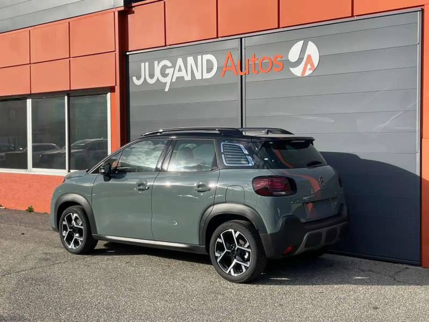 Citroen C3 Aircross 130 EAT6 SHINE PACK T.O Сірий - 2