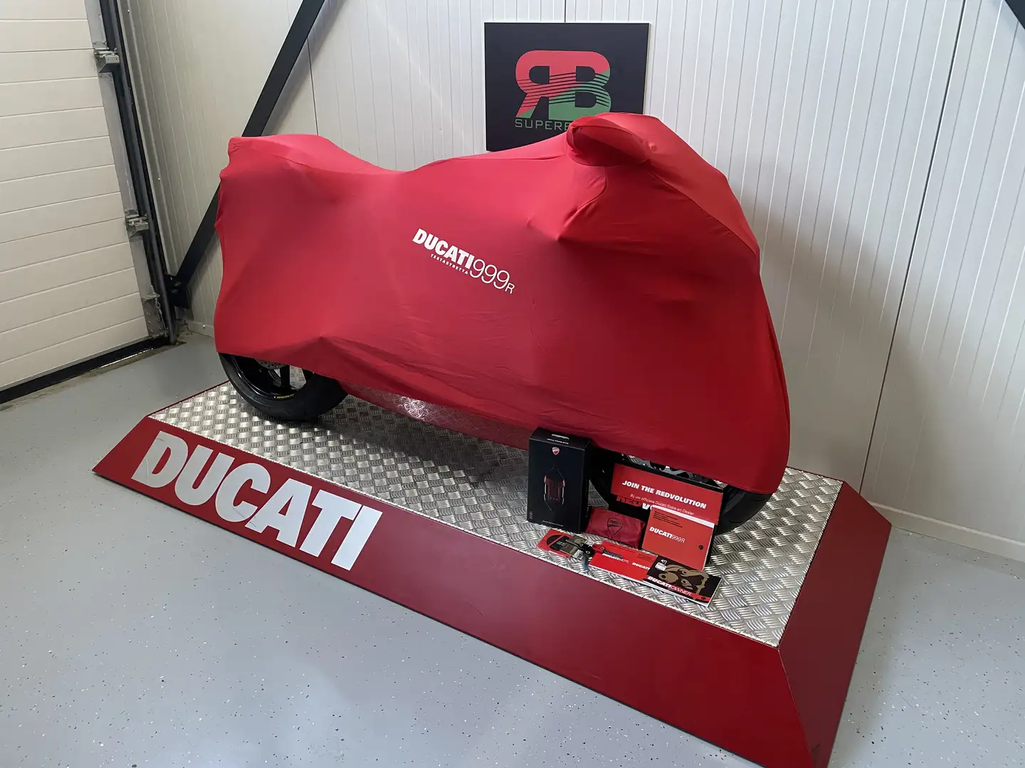 Ducati 999 R *Press Model *Very Exclusive! *One Of A Kind - 1