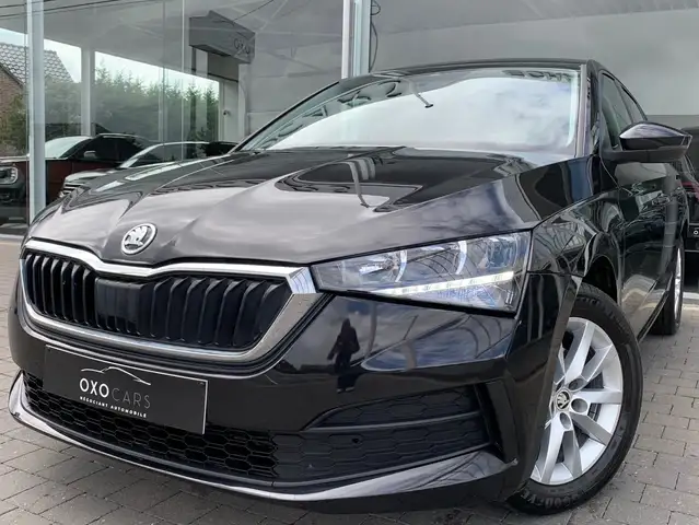 Skoda Scala 1.0TSI 116CV Essence / Airco / CarPlay / KeyLess Go / Cruise / Radar de Recul / LED / FAIBLE KM / GARANTIE /