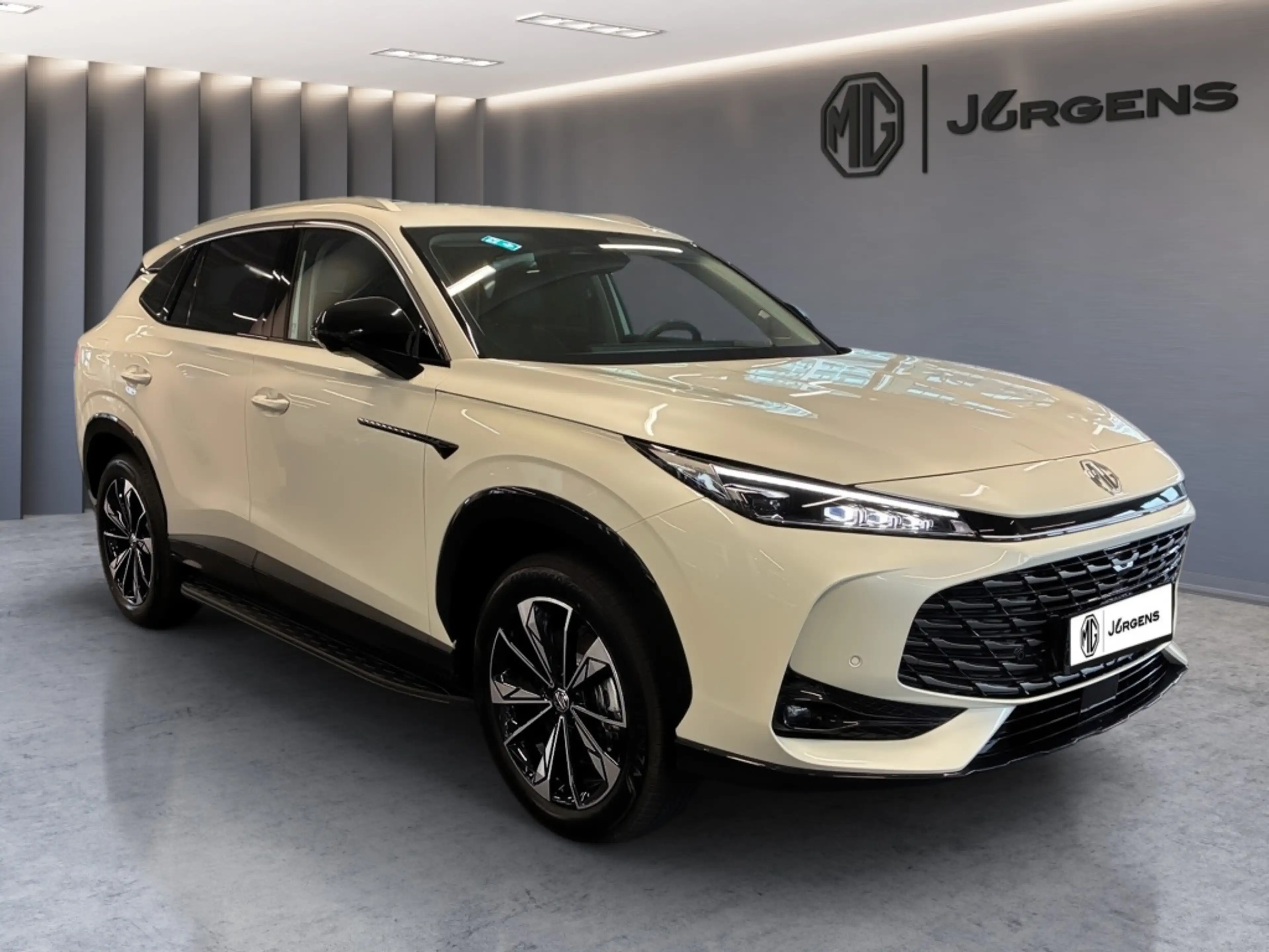 MG HS HS PHEV LUX  HS PHEV Luxury — photo 4