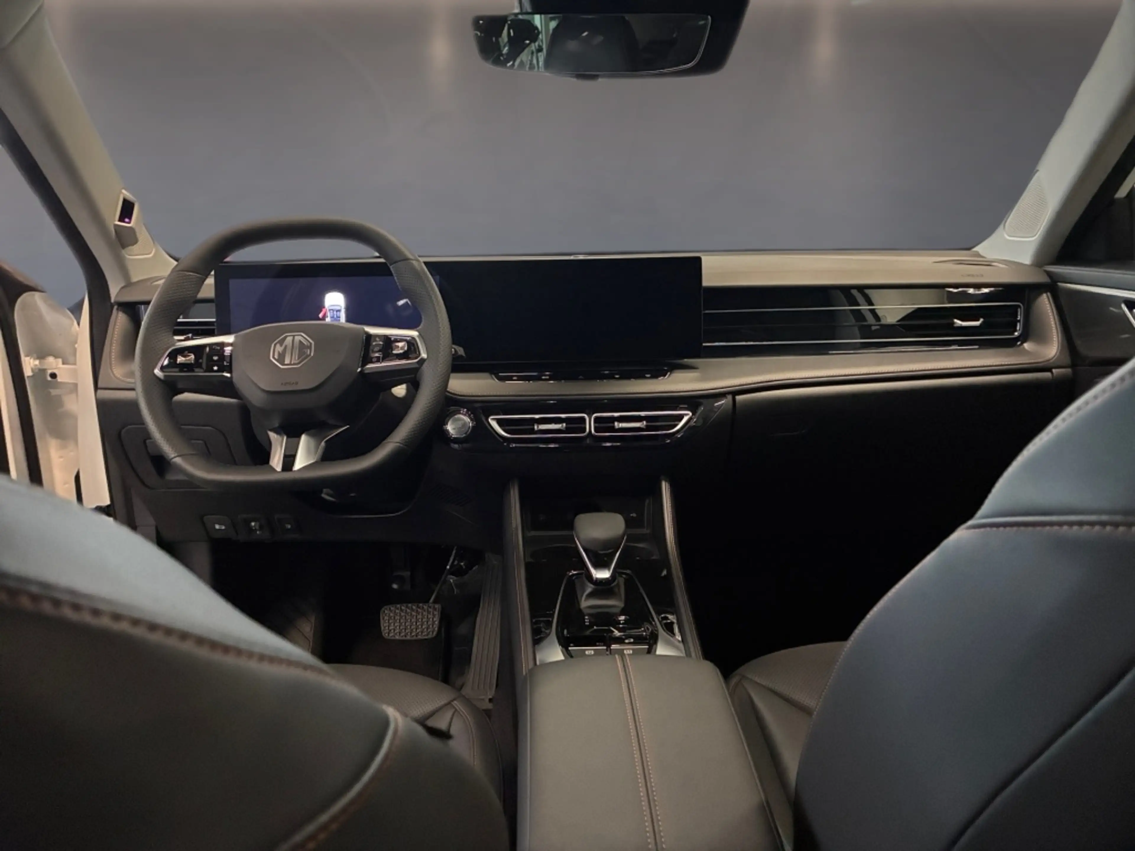 MG HS HS PHEV LUX  HS PHEV Luxury — photo 13