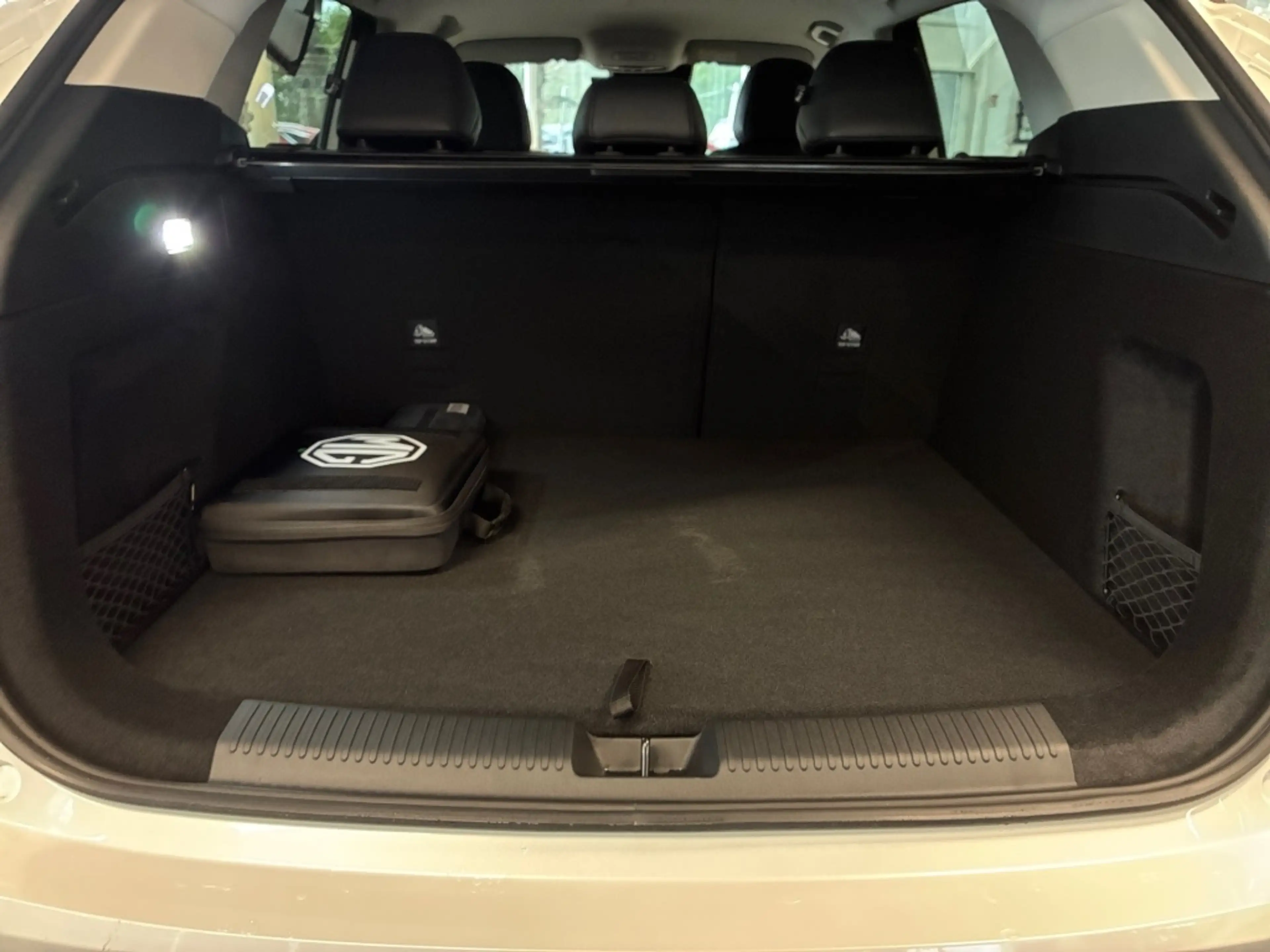 MG HS HS PHEV LUX  HS PHEV Luxury — photo 7