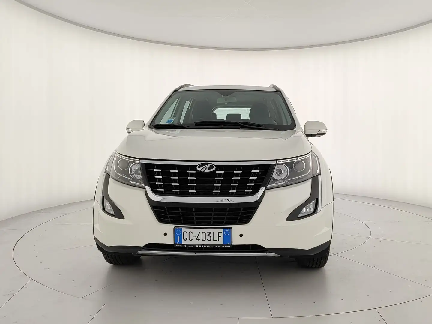 Mahindra XUV500 2.2 16V W8 M1 E6 - 7 POSTI Wit - 2