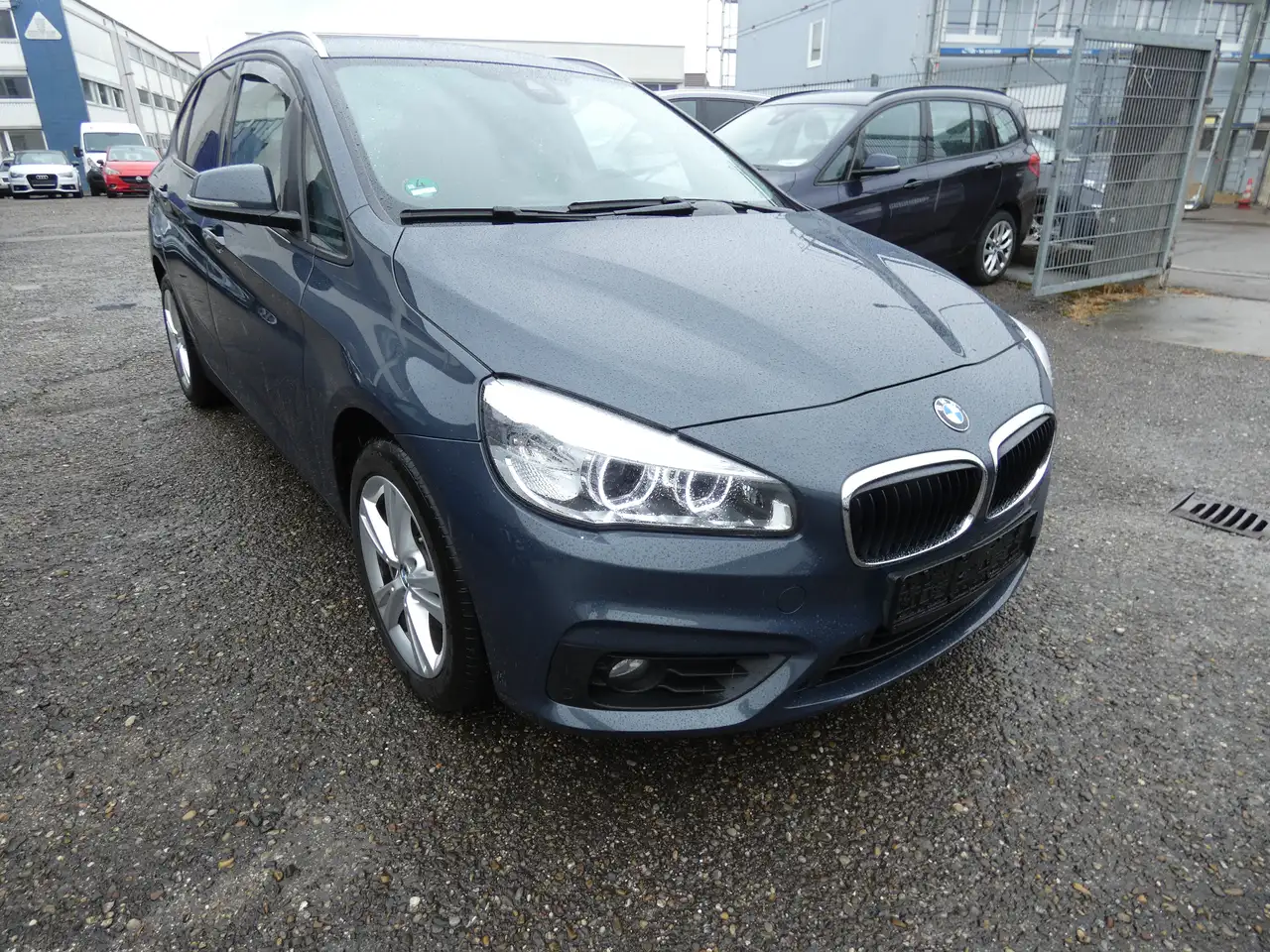 BMW 218