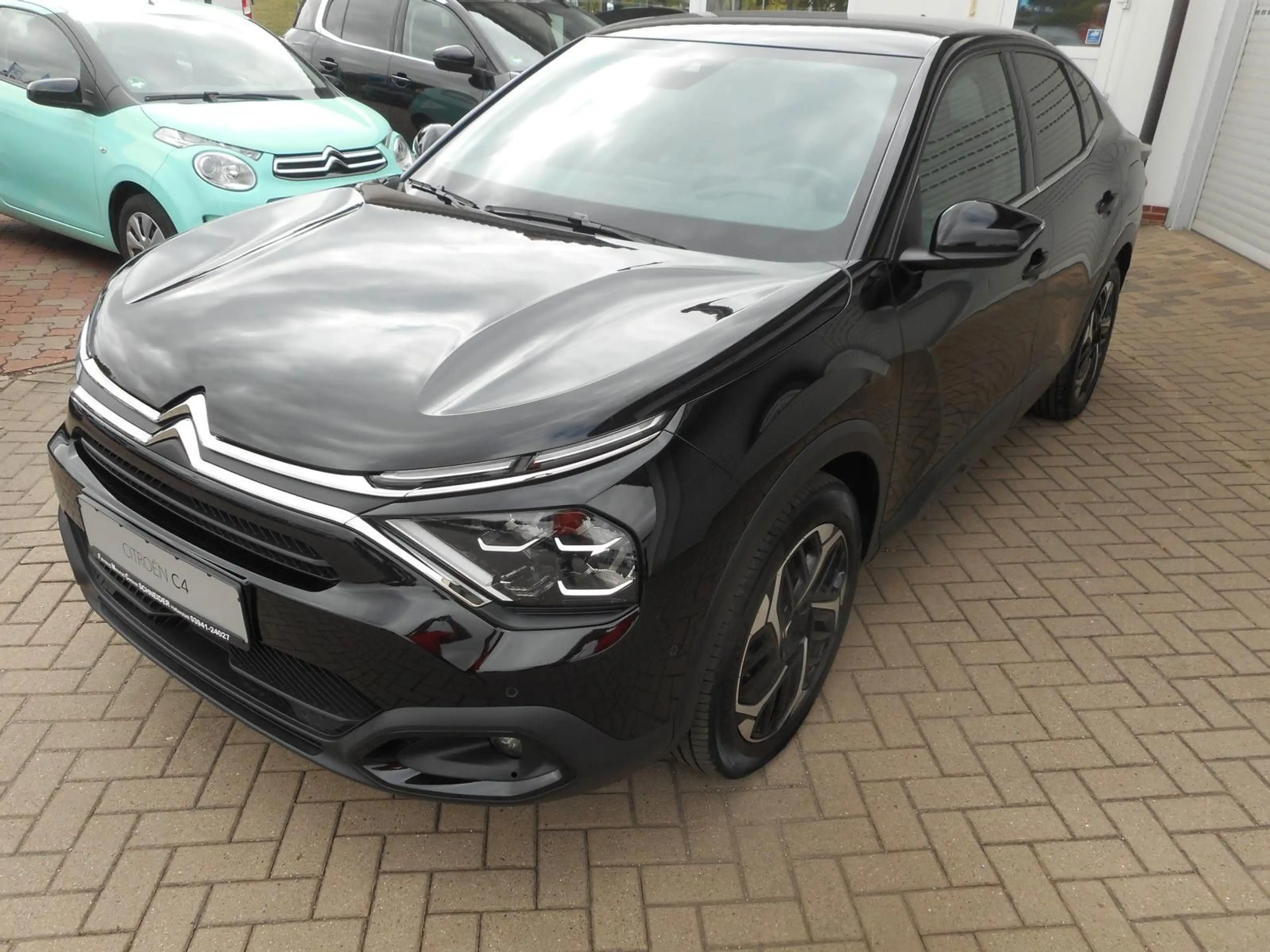 Citroen C4 X Shine PT130 EAT8 — photo 2
