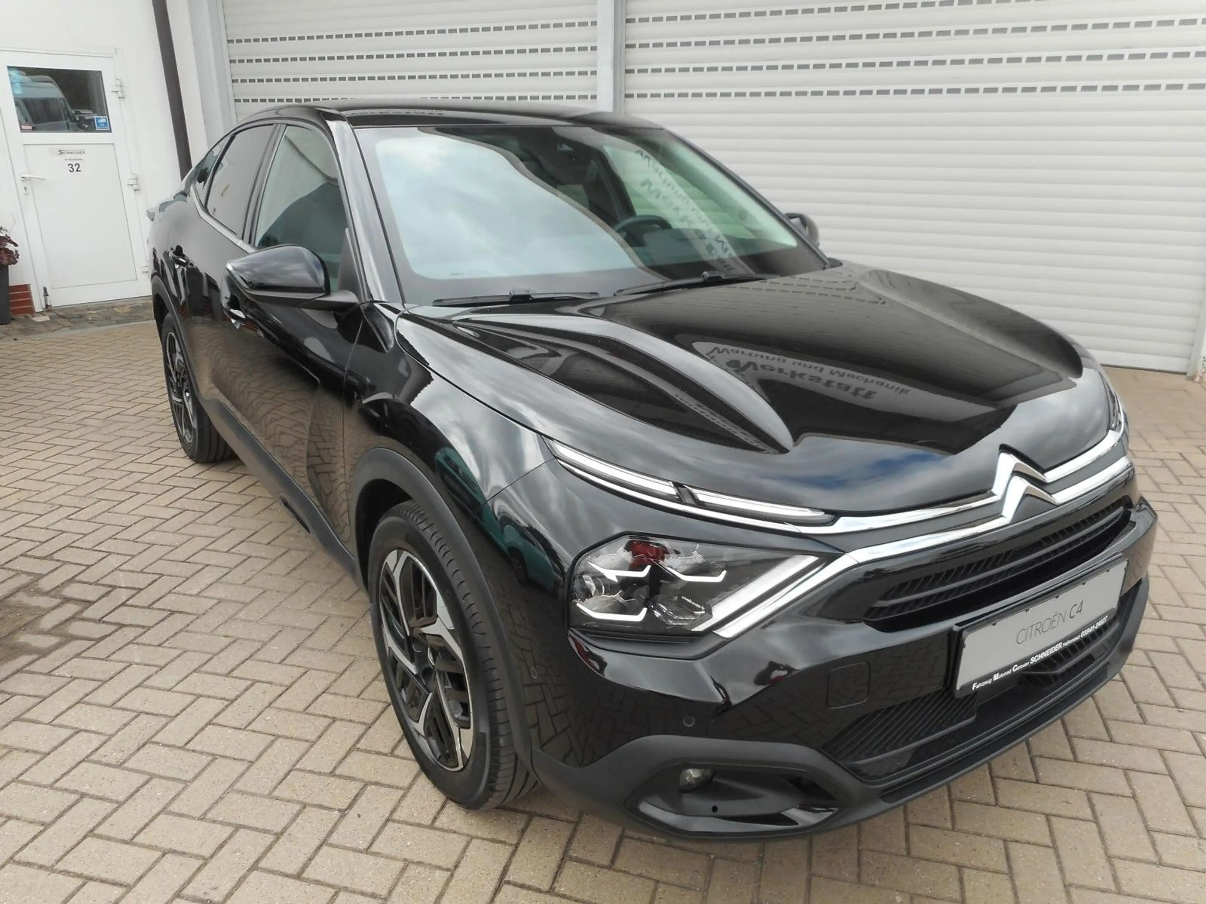 Citroen C4 X Shine PT130 EAT8