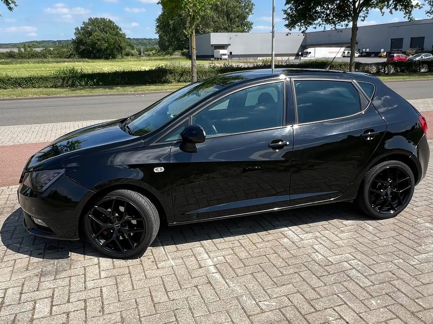 SEAT Ibiza Ibiza 1.0 EcoTSI Style FR Zwart - 2