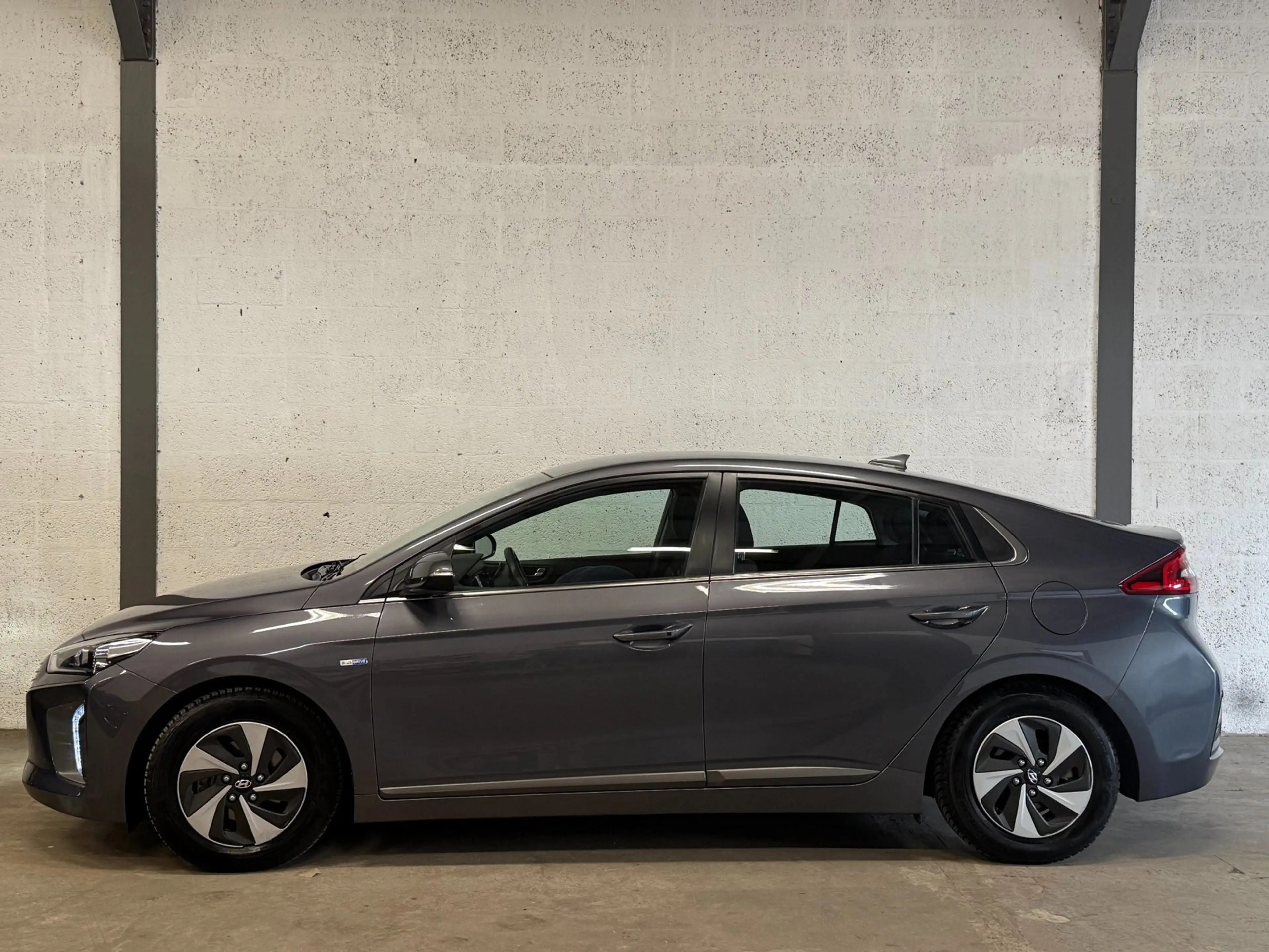 Hyundai IONIQ 1.6 GDi Hybride Aut|Navi|Infinity|Camera|Dealer On — photo 4