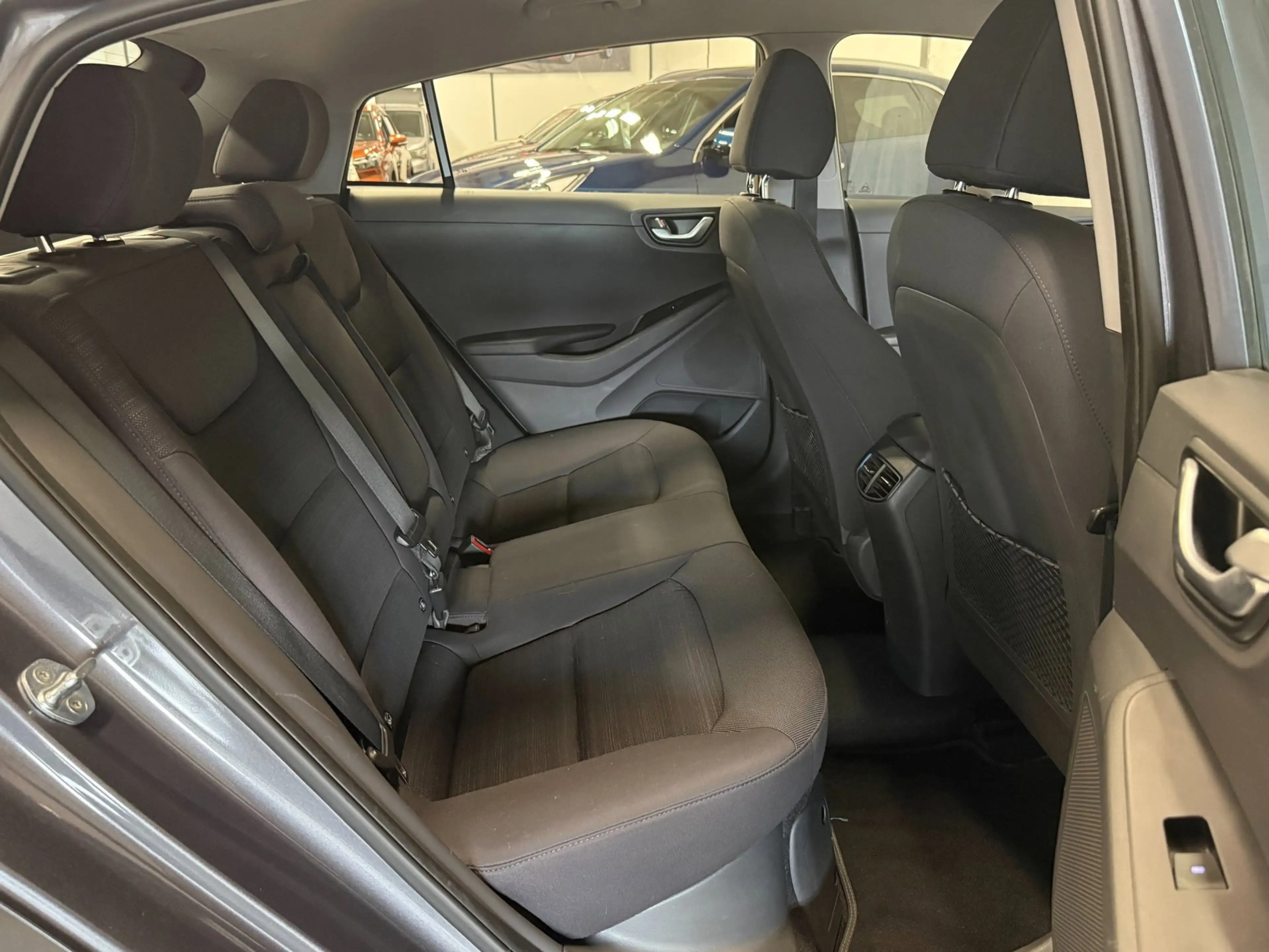 Hyundai IONIQ 1.6 GDi Hybride Aut|Navi|Infinity|Camera|Dealer On — photo 9