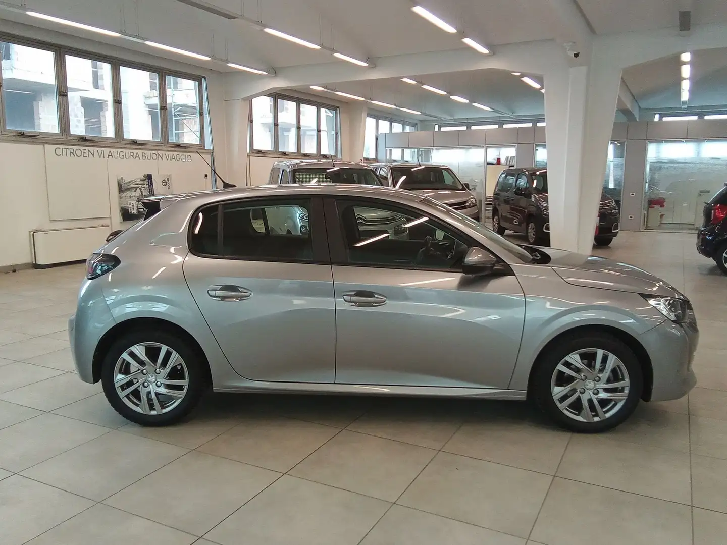 Peugeot 208 208 PureTech 75 Stop&Start 5 porte Active Grau - 2