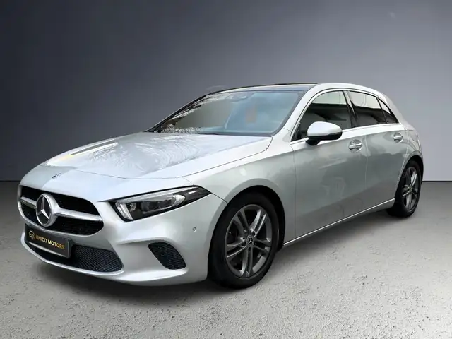 Mercedes-Benz A 220 LEDER MEMORY / PANODAK / LED / TREKHAAK /CARPLAY