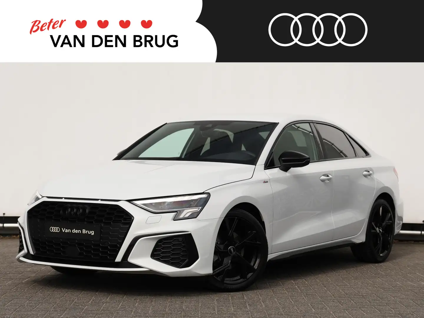 Audi A3 Limousine 35 TFSI S edition 150pk | 18" Velgen | L Wit - 1