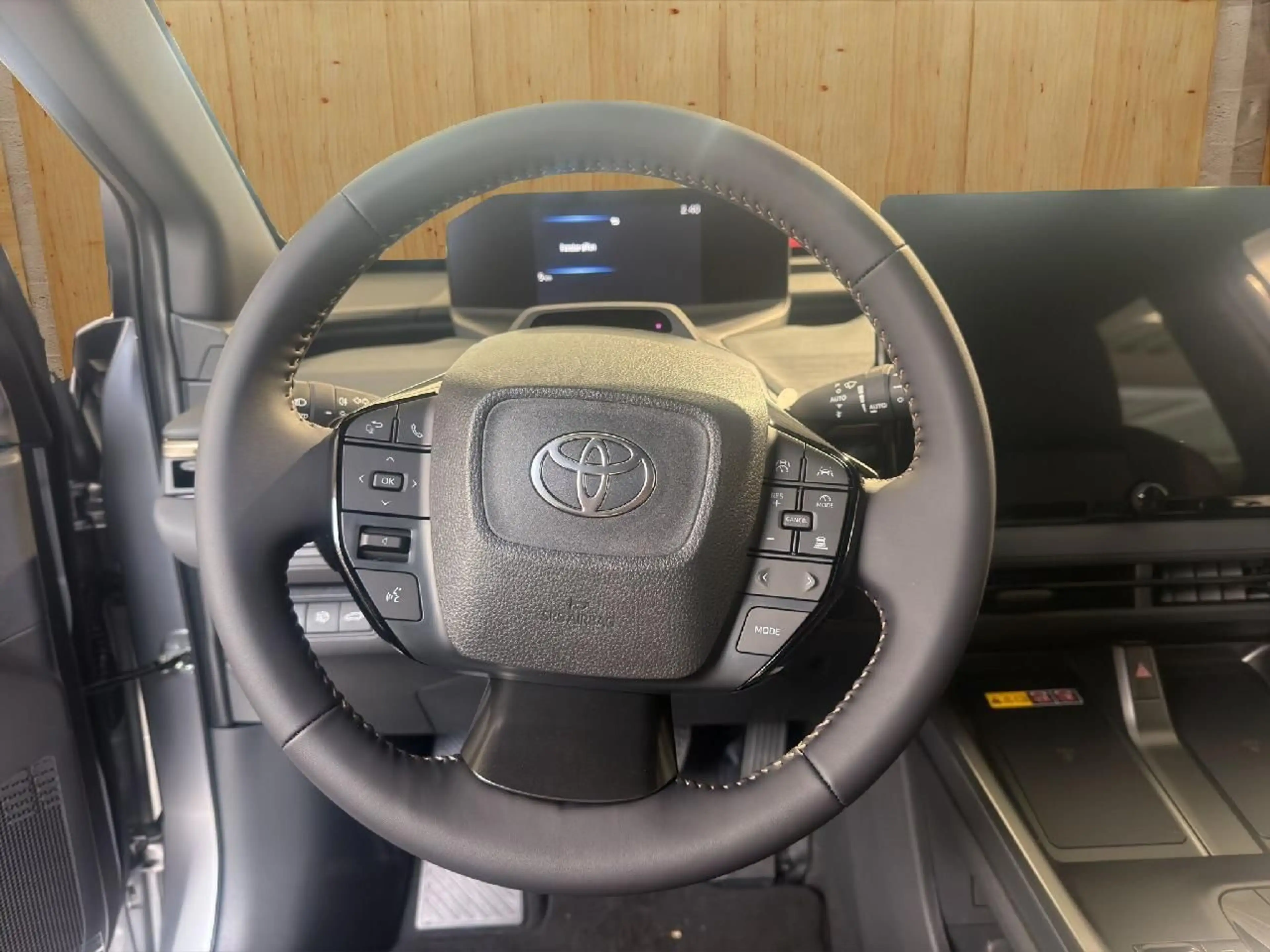 Toyota bZ4X Touring FWD Teamplayer — photo 11